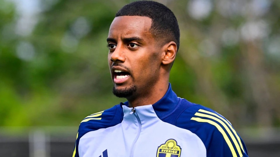 出方面名列, 俱杯上立即, y采访时说