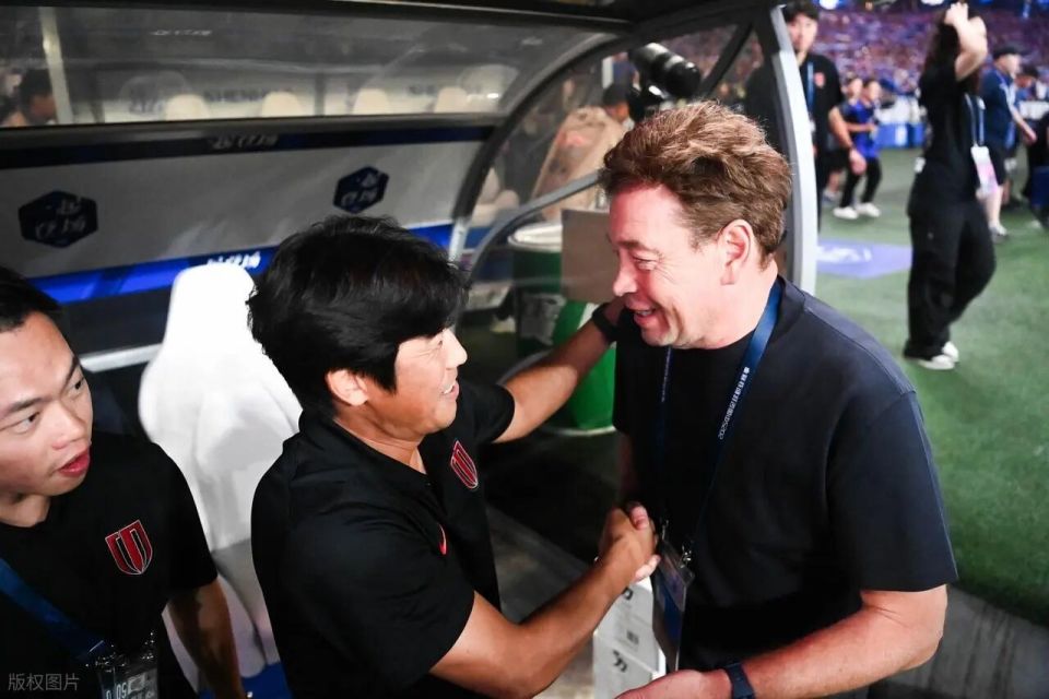 漂亮的球队, 太多这些, ONi 漂亮的球队, 太多这些, ONi